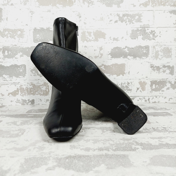 Steve Madden Woman HARL Black Ankle Bootie V398 - Picture 10 of 13